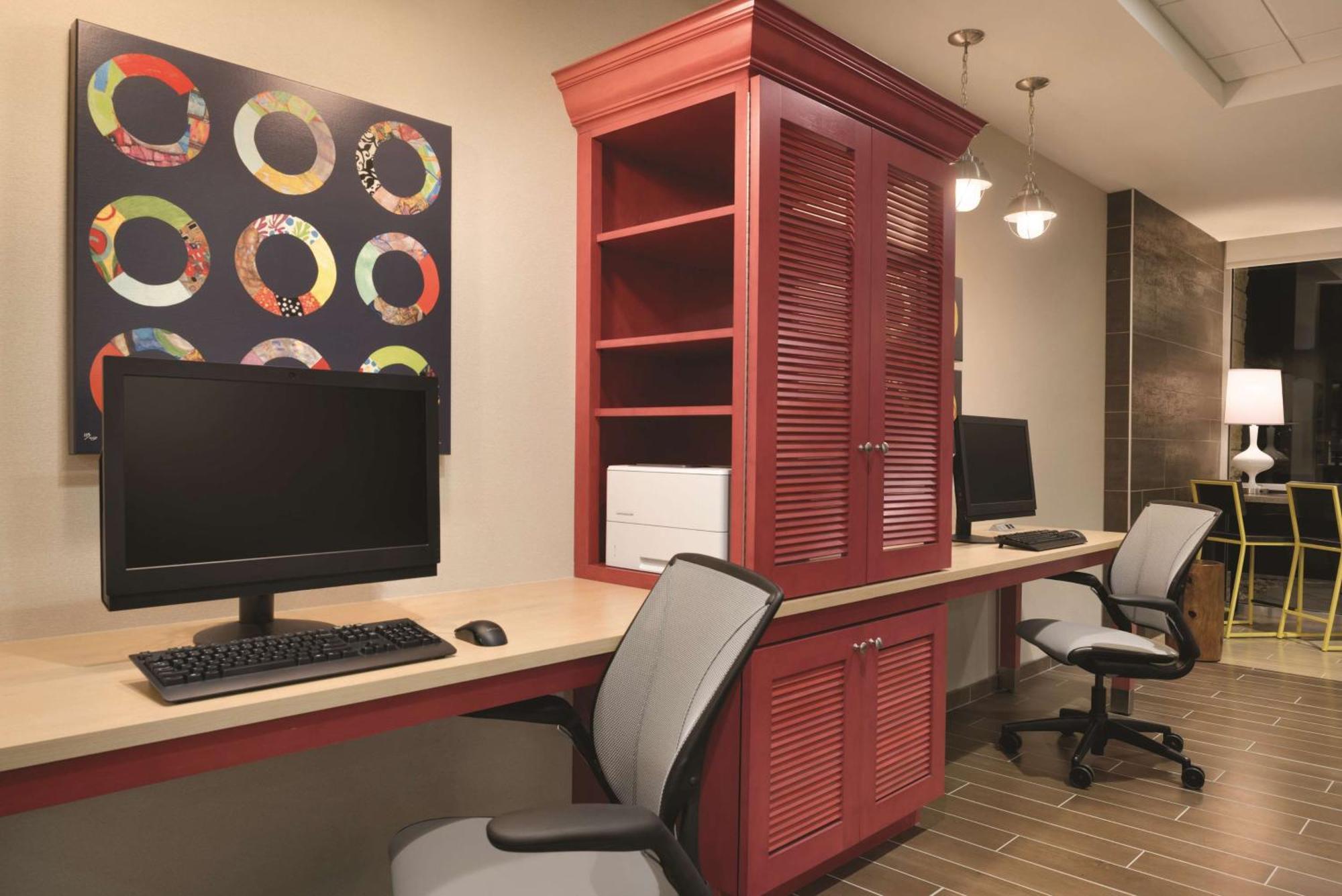 Home2 Suites By Hilton Iowa City Coralville Extérieur photo